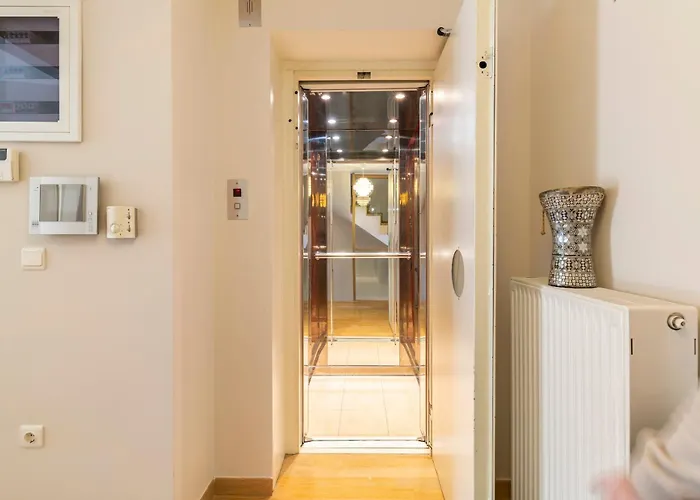 アパート Something Different In